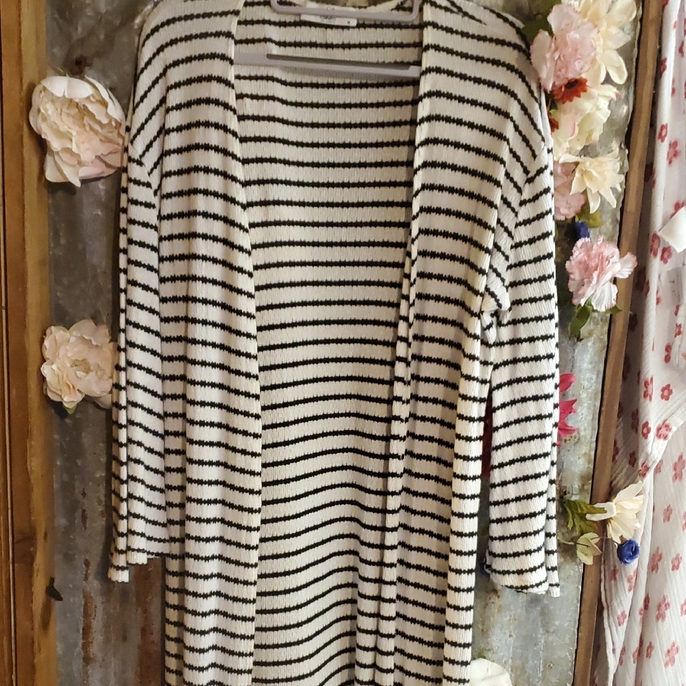 Carly Jean Los Angeles Black and White Striped Cardigan